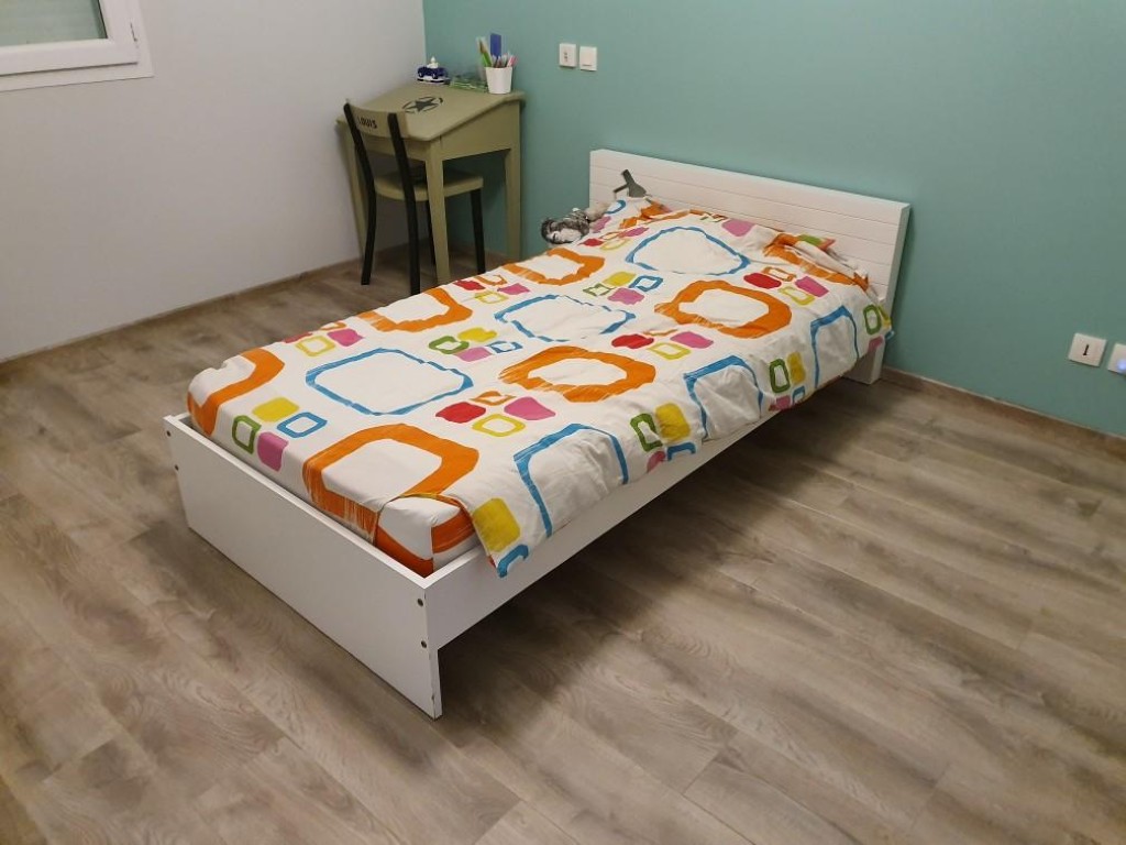 parquet flottant posé dans une chambre à Pau par tuheil