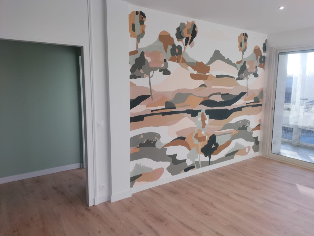 Pose de papier peint panoramique dans le cadre de travaux de peinture intérieure à Montardon